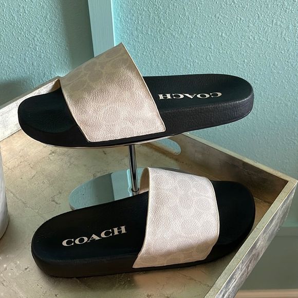 COACH Men's Signature Canvas Slides in Chalk/Black size 10 NWT Influencer - Picture 1 of 4